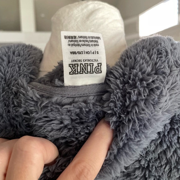 VS PINK gray fluffy oversized pullover half zip - Picture 2 of 3